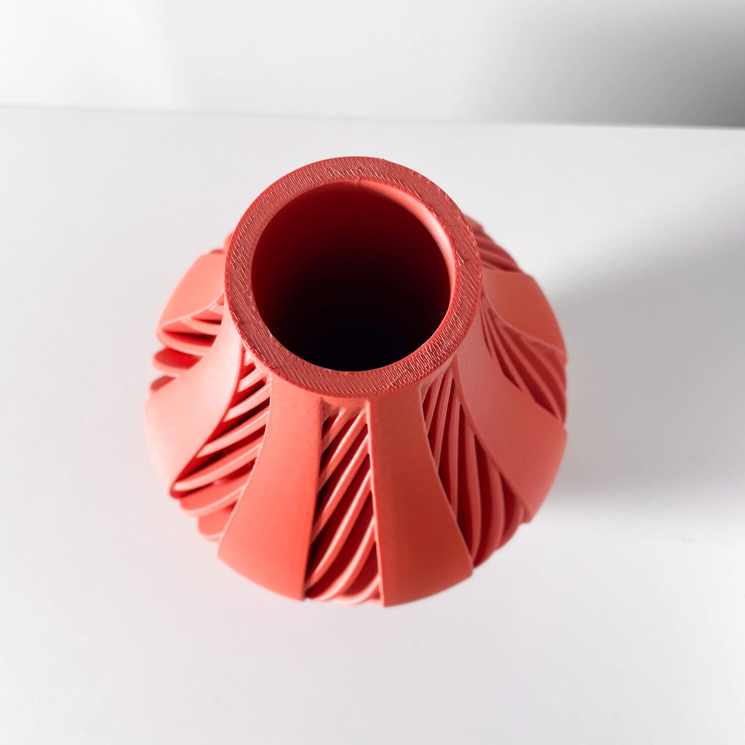 Modern Decorative Vase for Stylish Spaces - Yorio Vase - Image 9