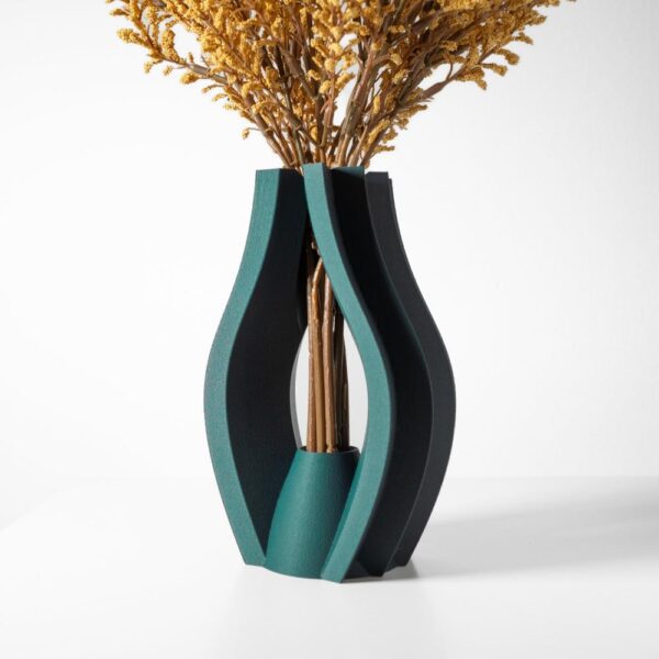 Minimalist Vase for Elegant Interiors - Krono Vase