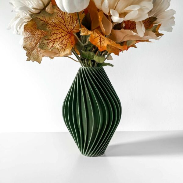 Stylish Accent Vase for Living Room - Vati Vase