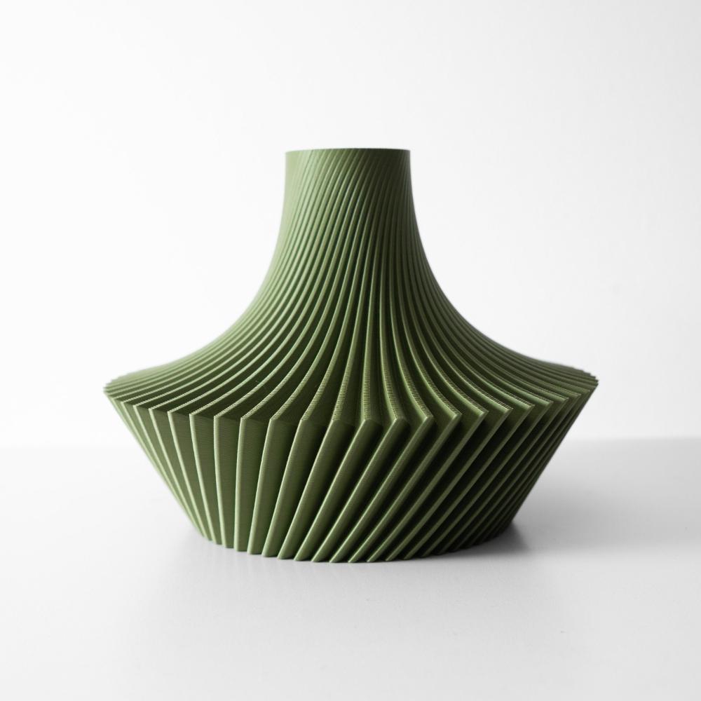 Sleek Vase for Stylish Living Room Decor - Kitan Short Vase - Image 3