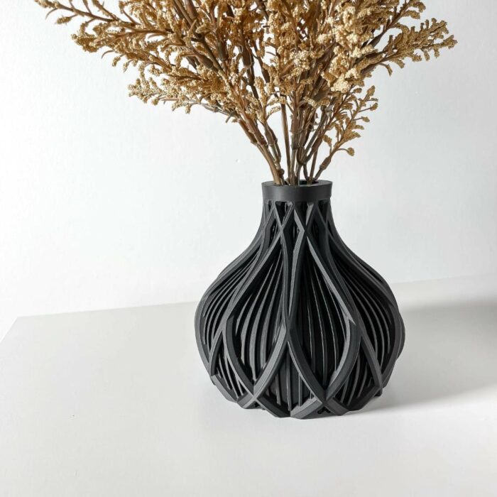 Sleek Vase for Flower Arrangements - Kami Short Vase - Image 5