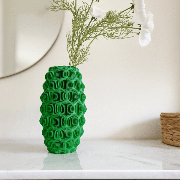 Geometric Wavelet Vase – Minimalist Decorative Vase for Shelf & Table Centerpiece