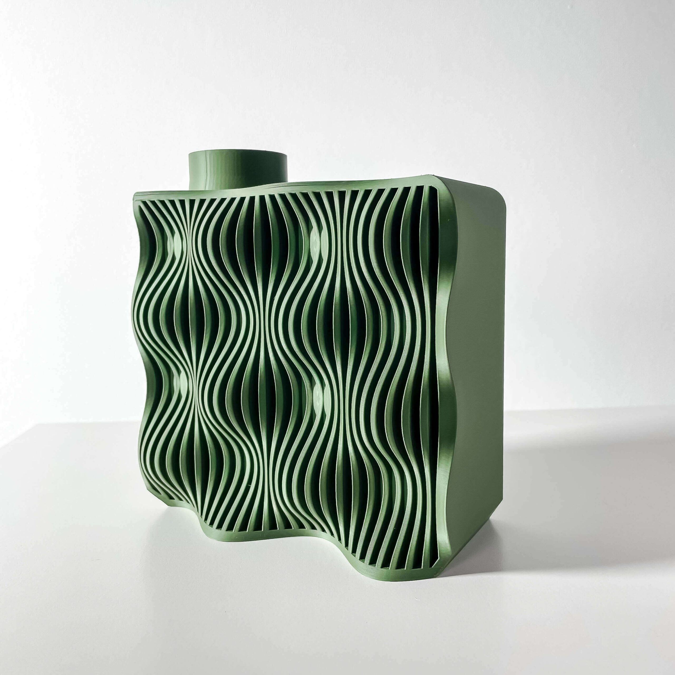 Wavy Grid Sculptural Vase – Minimalist Decorative Vase for Modern Shelf & Table Styling - Image 8