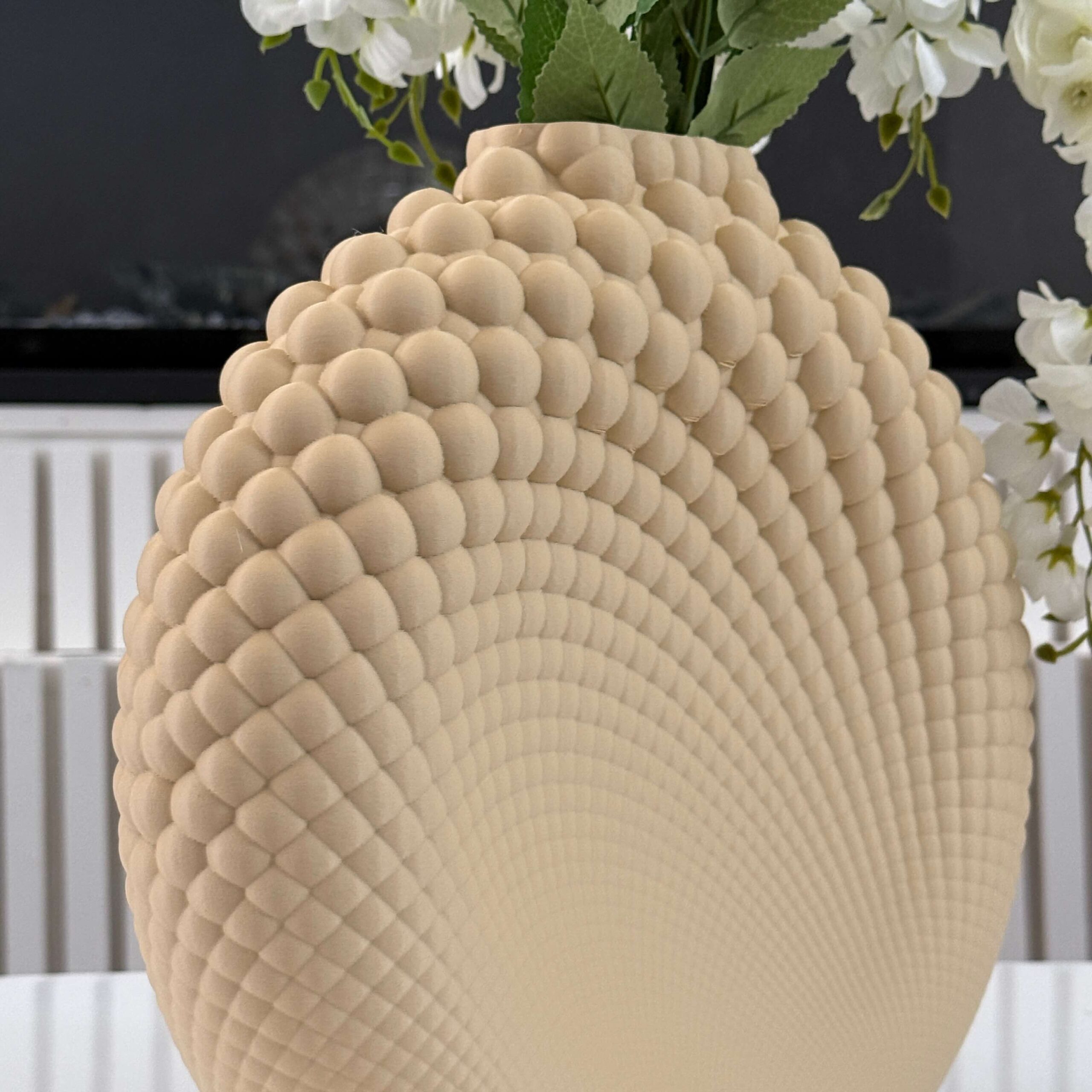 Shell-Inspired Vase – Modern Sculptural Decorative Vase for Entryway, Living Room & Table Styling - Image 10