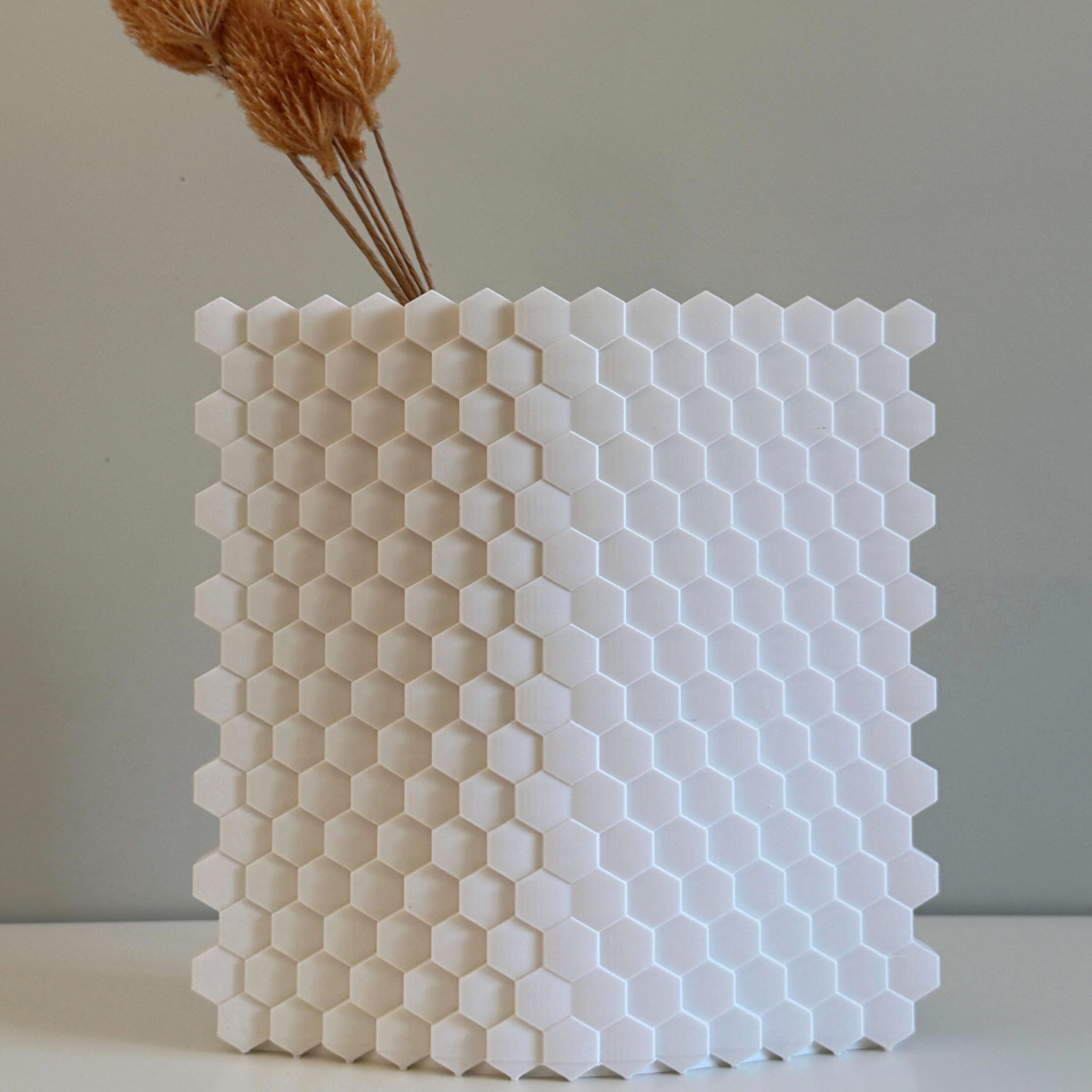 Lattice Flow Vase – 3D Printed Open-Weave Sculptural Vase for Modern Home Decor - Image 2