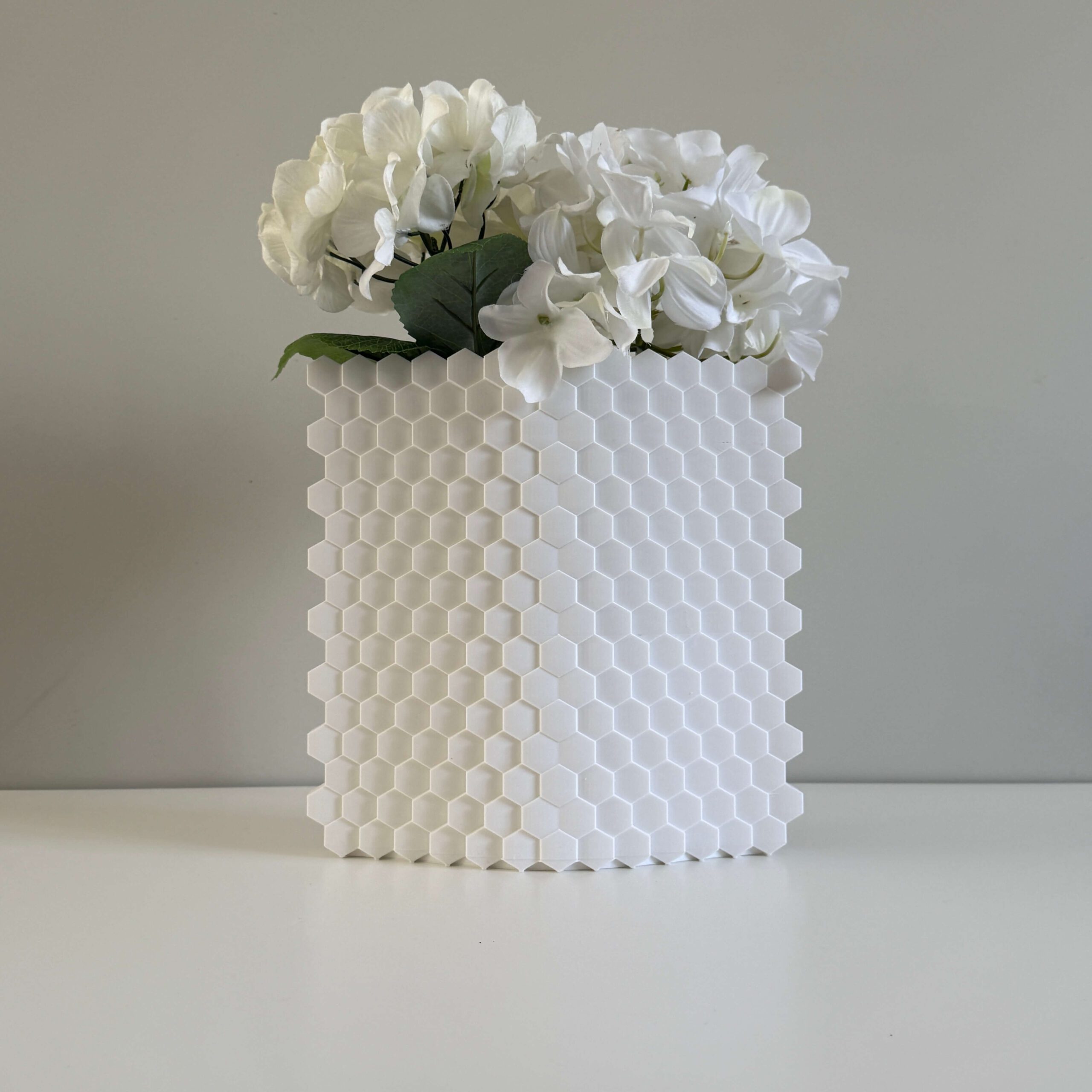Lattice Flow Vase – 3D Printed Open-Weave Sculptural Vase for Modern Home Decor - Image 7